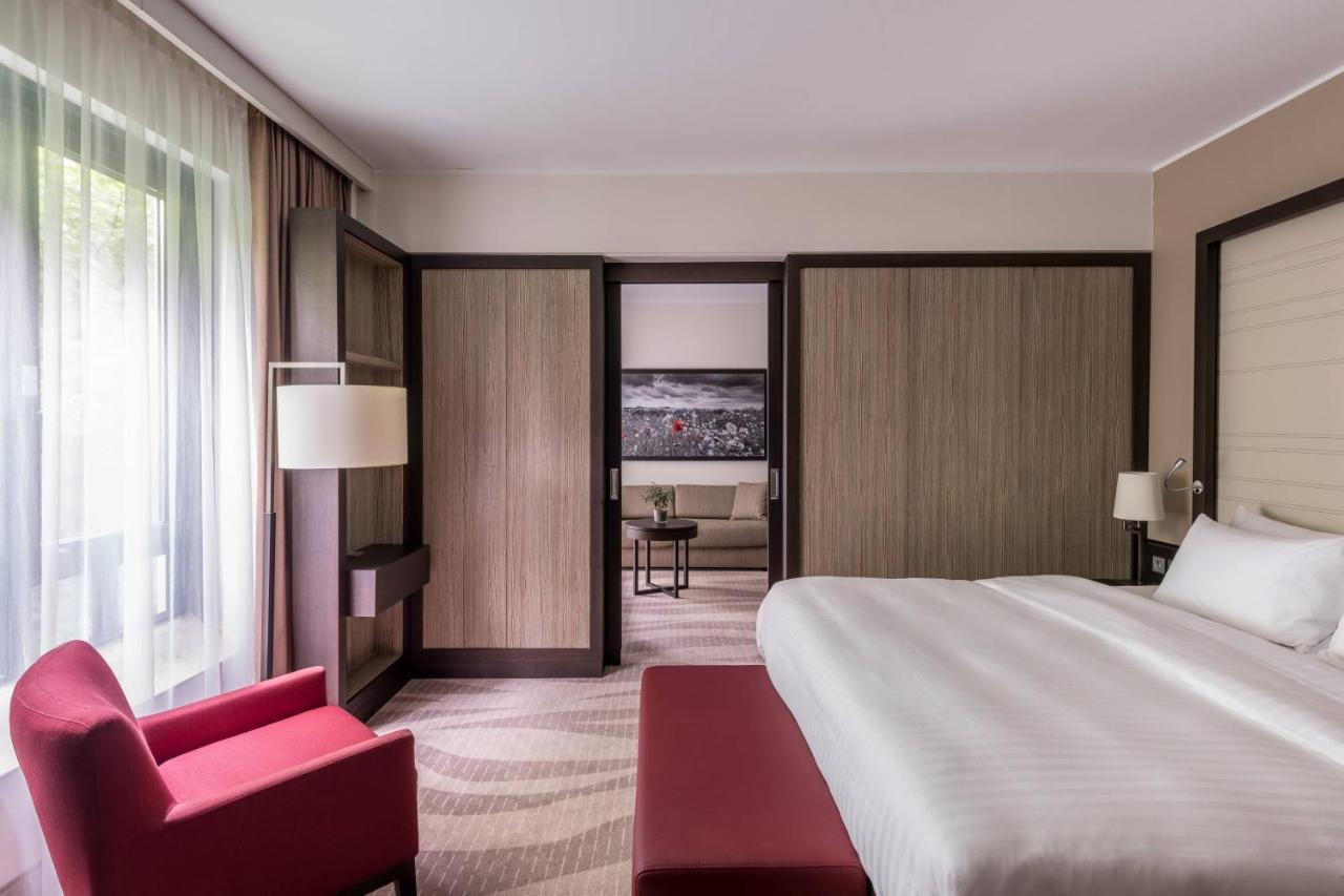 Munich Airport Marriott Hotel Freising Dış mekan fotoğraf
