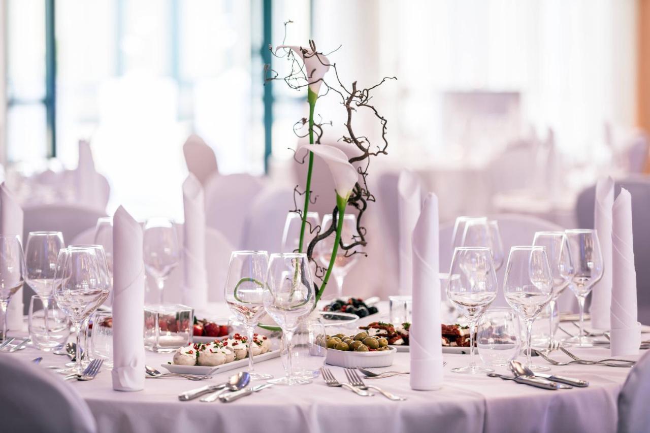 Munich Airport Marriott Hotel Freising Dış mekan fotoğraf