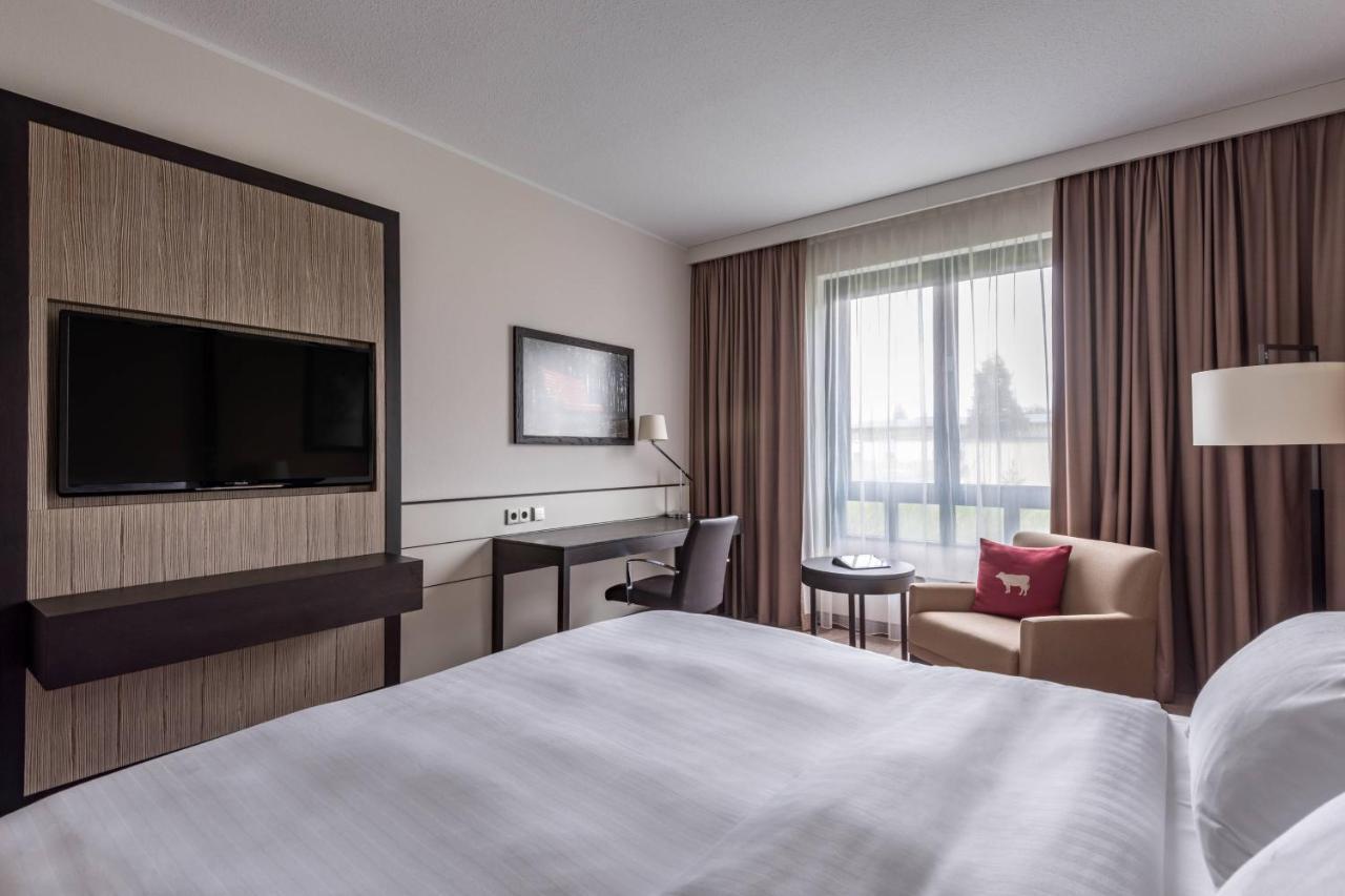 Munich Airport Marriott Hotel Freising Dış mekan fotoğraf