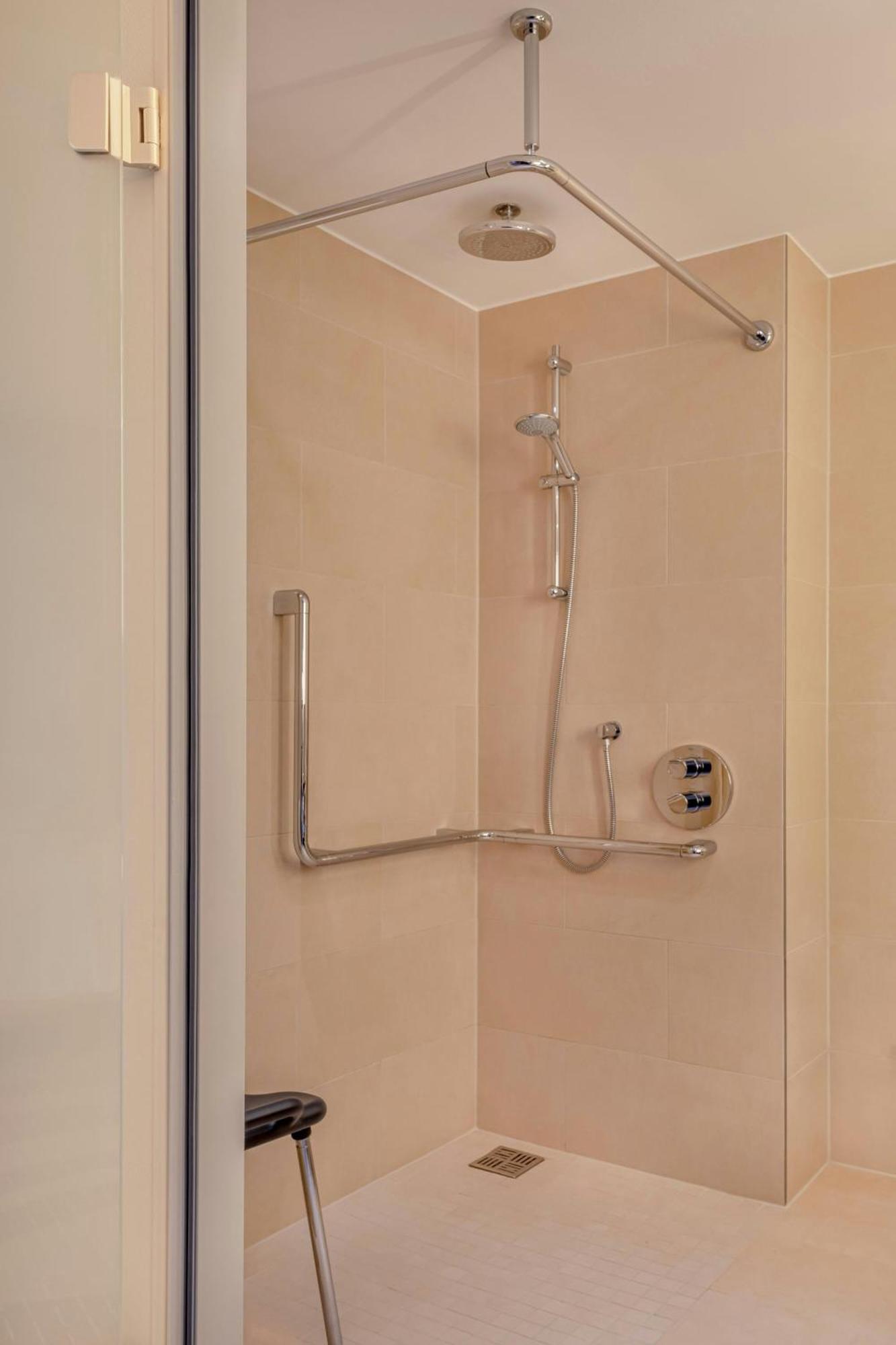 Munich Airport Marriott Hotel Freising Dış mekan fotoğraf