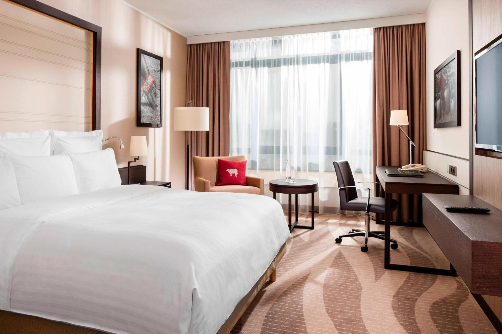 Munich Airport Marriott Hotel Freising Dış mekan fotoğraf