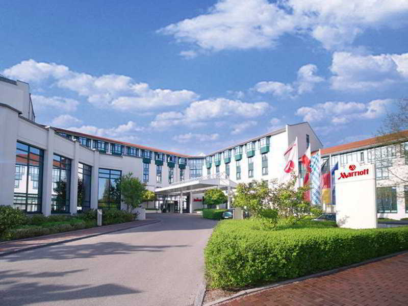 Munich Airport Marriott Hotel Freising Dış mekan fotoğraf