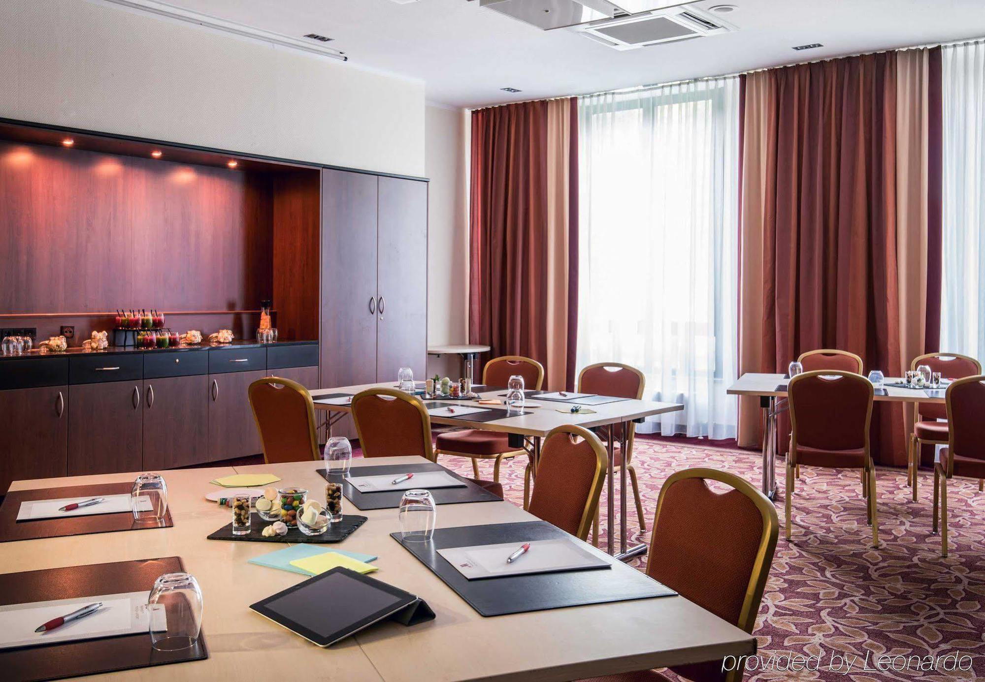 Munich Airport Marriott Hotel Freising Dış mekan fotoğraf