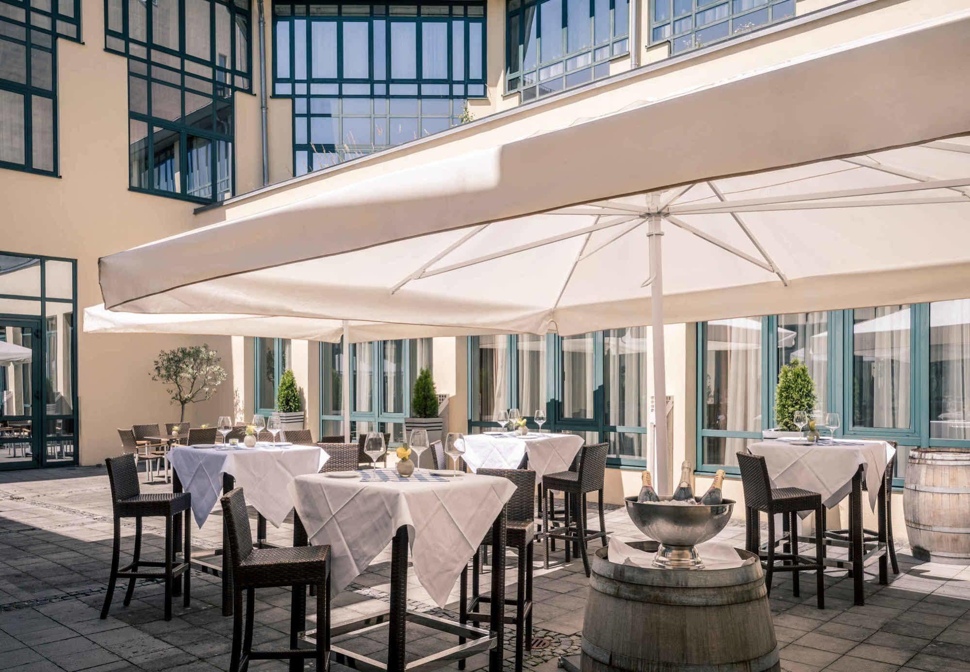 Munich Airport Marriott Hotel Freising Dış mekan fotoğraf